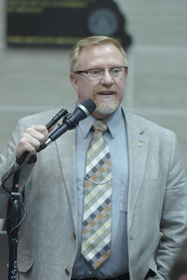Representative Charlie Davis (photo; Tim Bommel, Missouri House Communications)